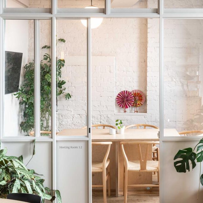 Market Workspace  Meeting Room Product Image